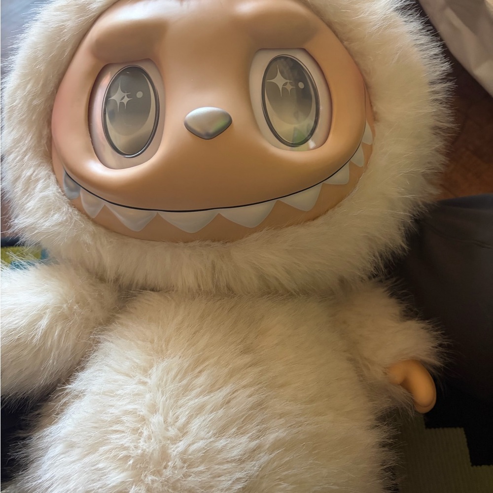 THE MONSTERS - ANGEL IN CLOUDS Labubu - Picture 2 of 5